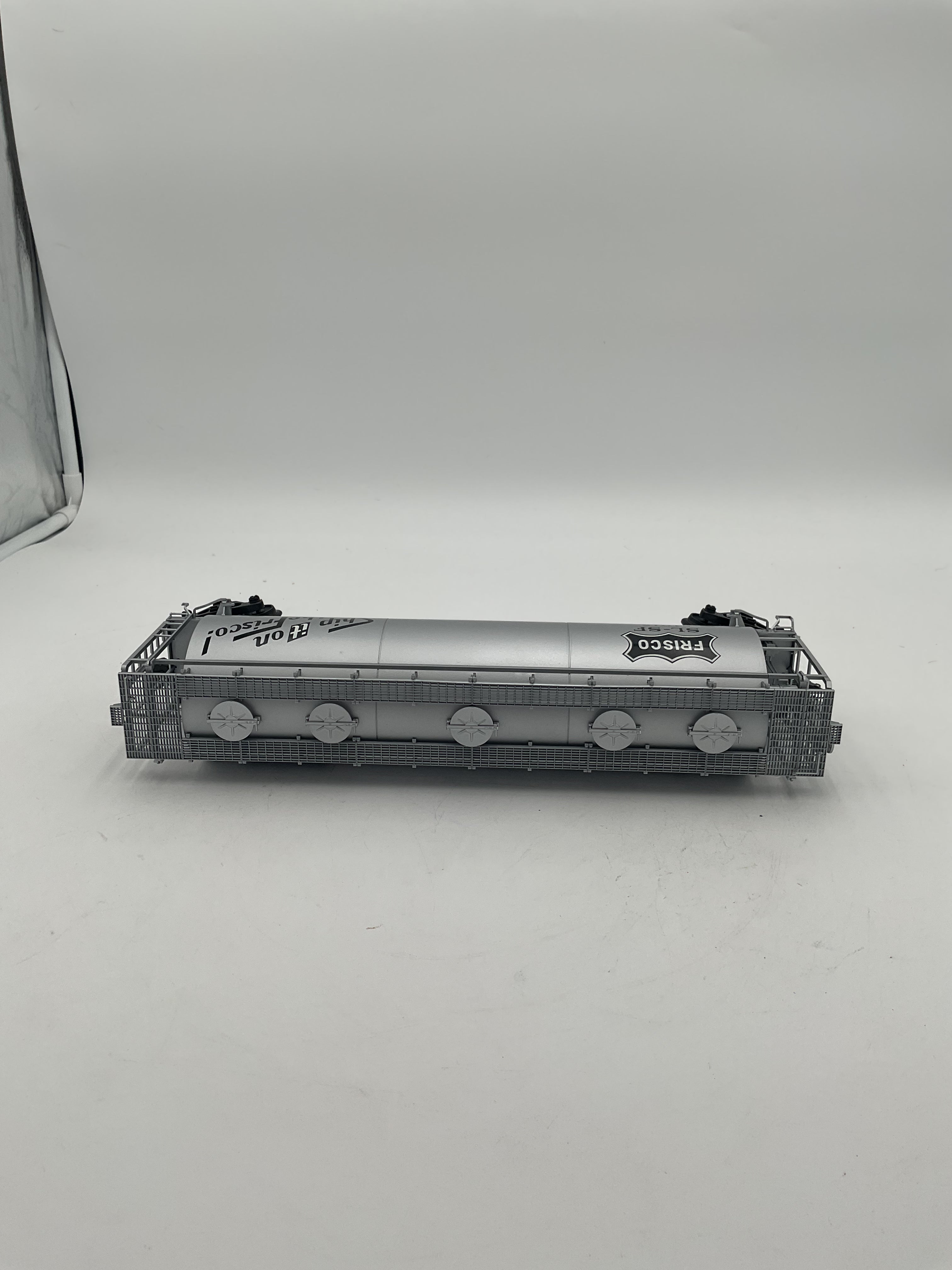 Atlas O 6333 ACF 6-Bay Cylindrical Hopper Item #6333-1 Frisco 81015
