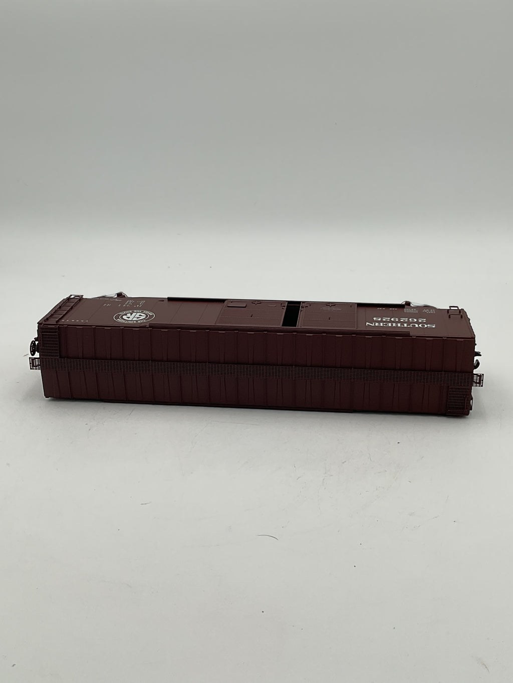 Atlas O 8414-2 O 50’ Double Door Box Car Southern #262928 [3-Rail]
