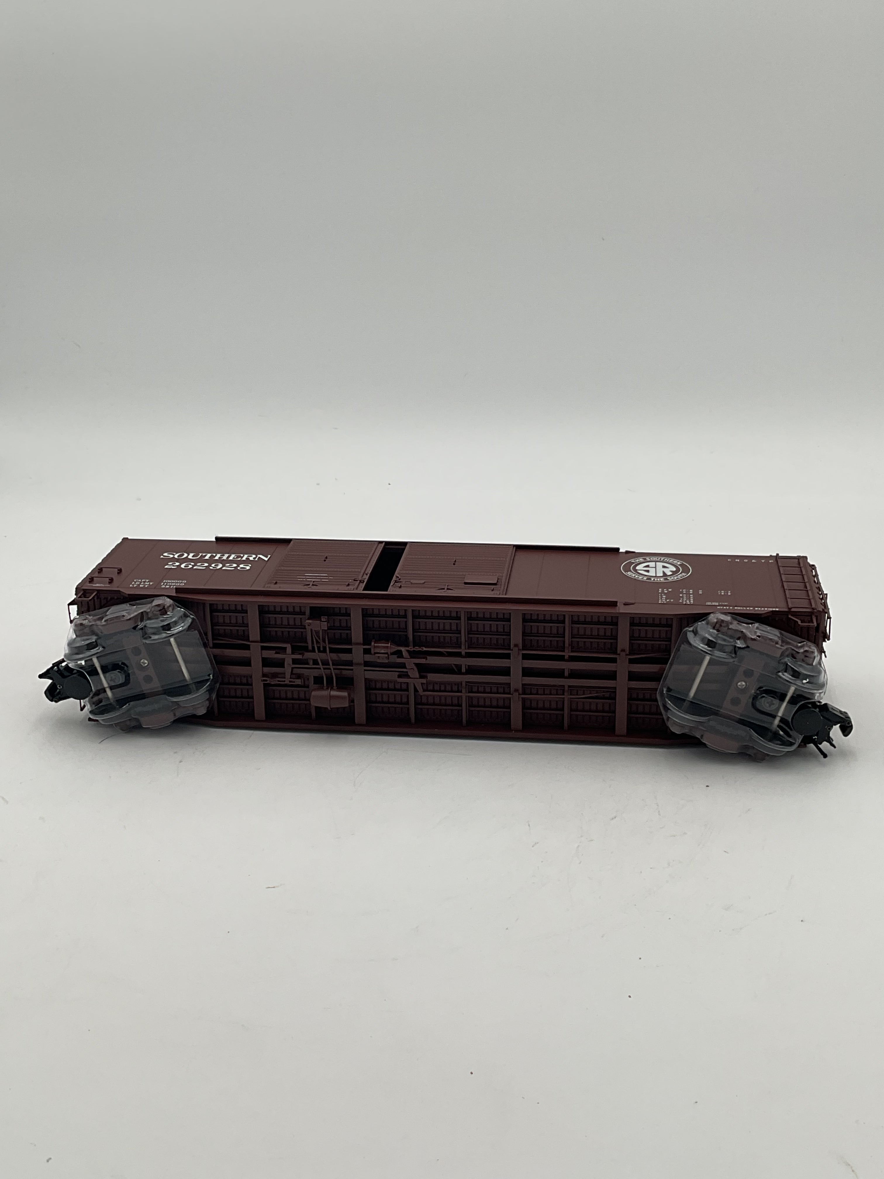 Atlas O 8414-2 O 50’ Double Door Box Car Southern #262928 [3-Rail]