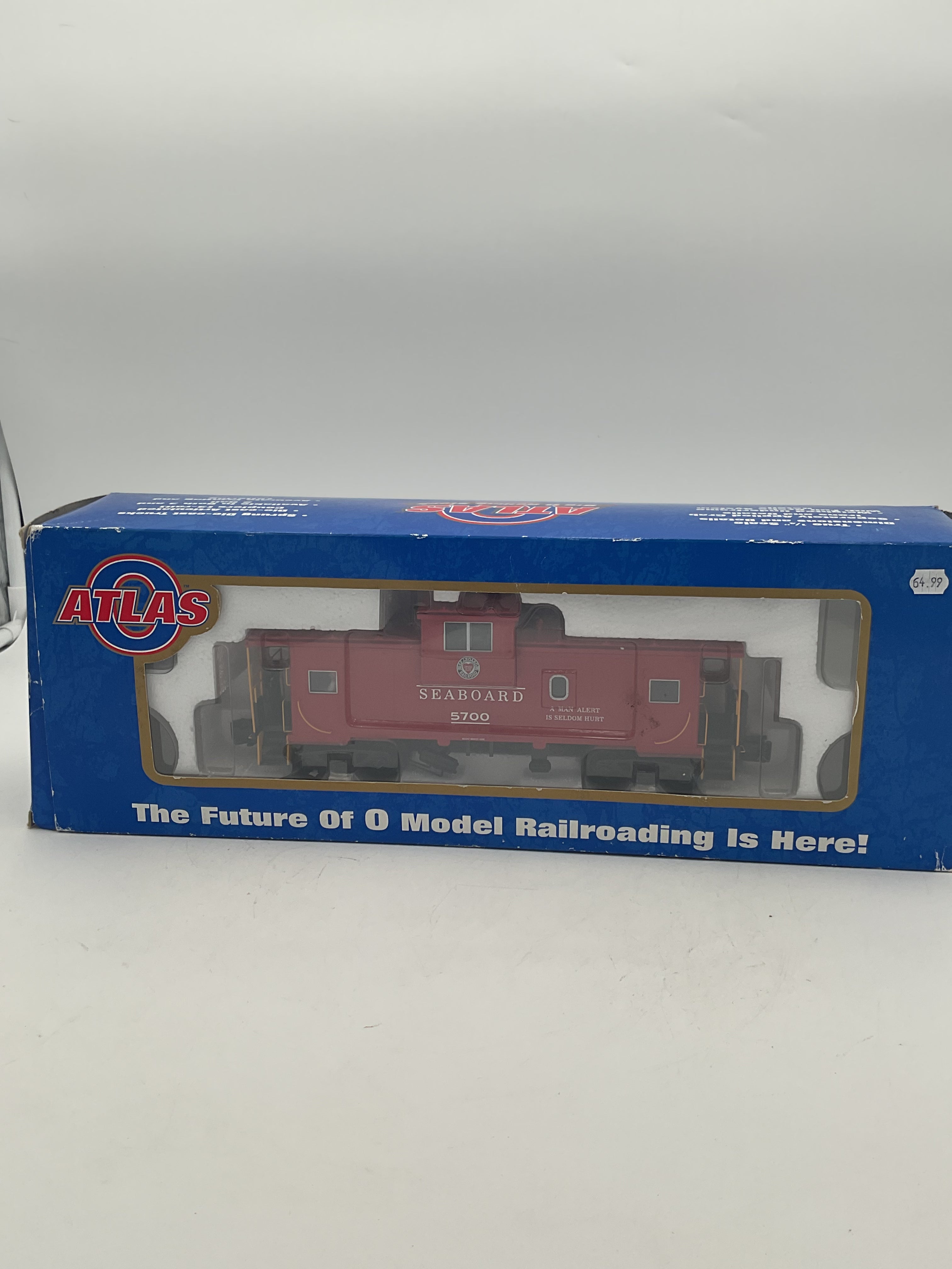 Atlas 6610-1 Extended Caboose 6610-1 Seaboard #5700 (3- Rail)