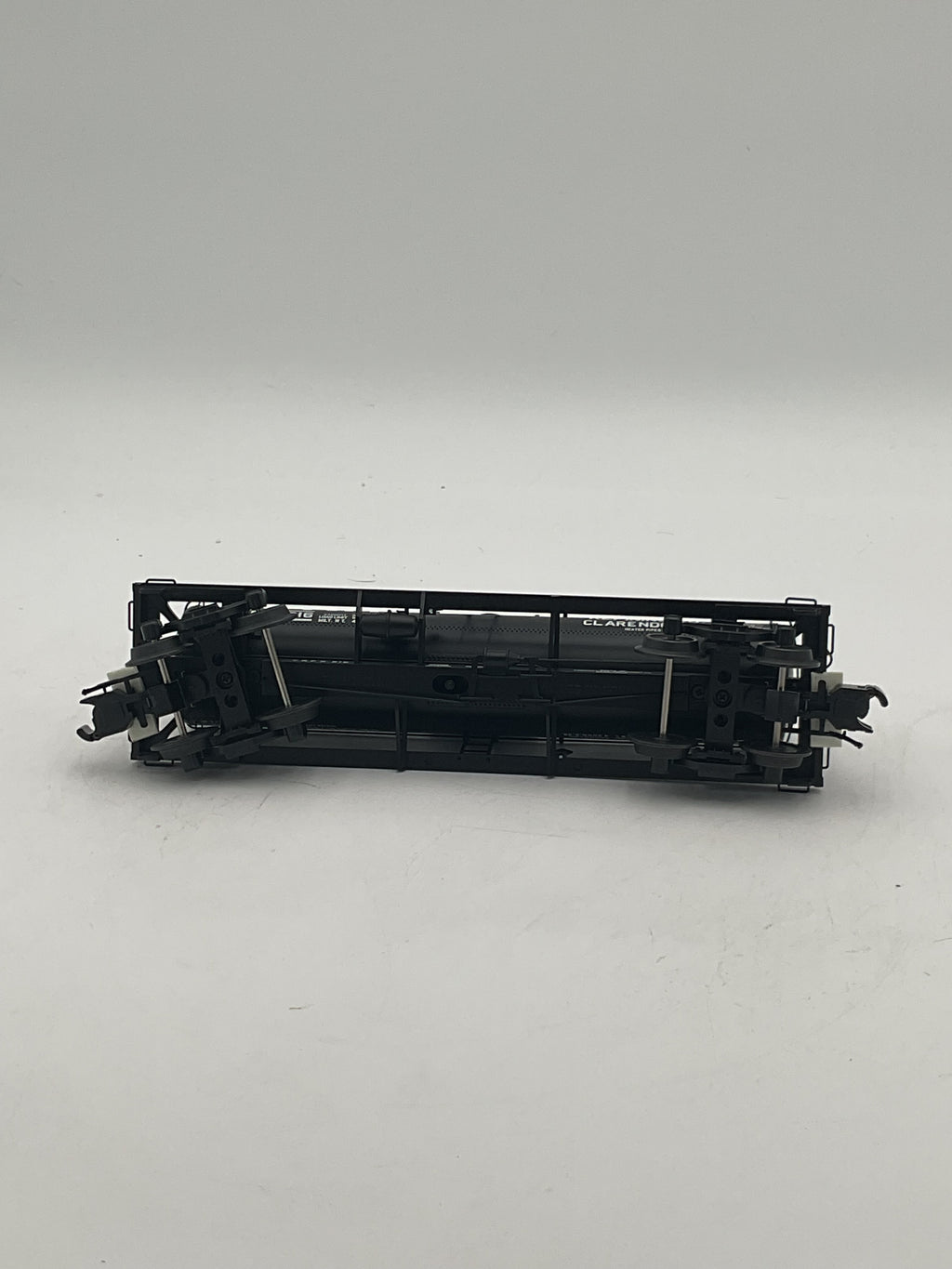 Atlas O 3003828-1 8000 Gallon Tank Car Road #216 [3 Rail] Tiona Refining Co.