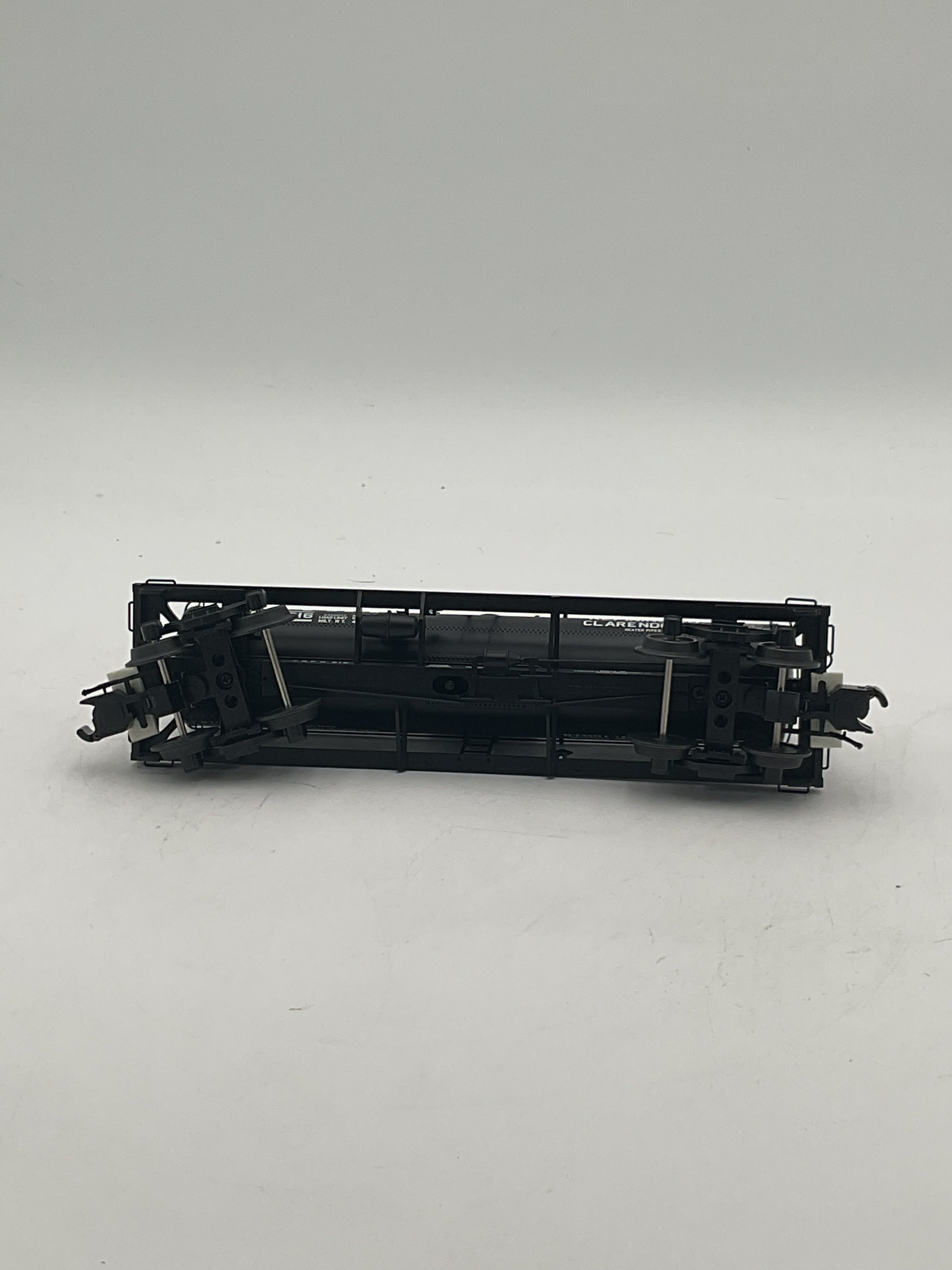 Atlas O 3003828-1 8000 Gallon Tank Car Road #216 [3 Rail] Tiona Refining Co.