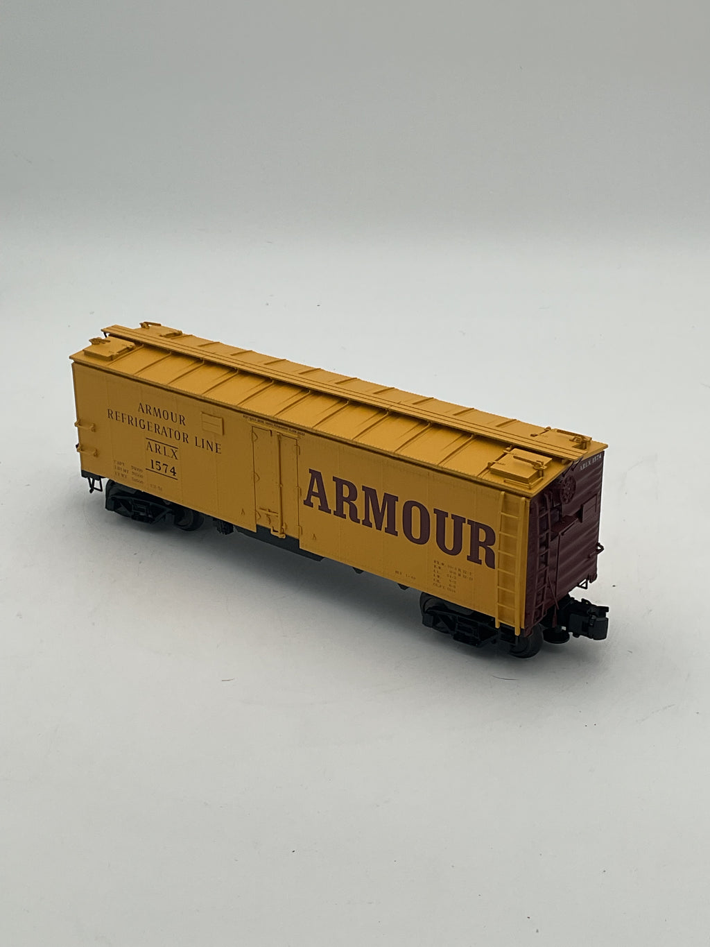 Atlas O 9530-1 40’ Steel Reefer Armour #1574 [2 Rail]