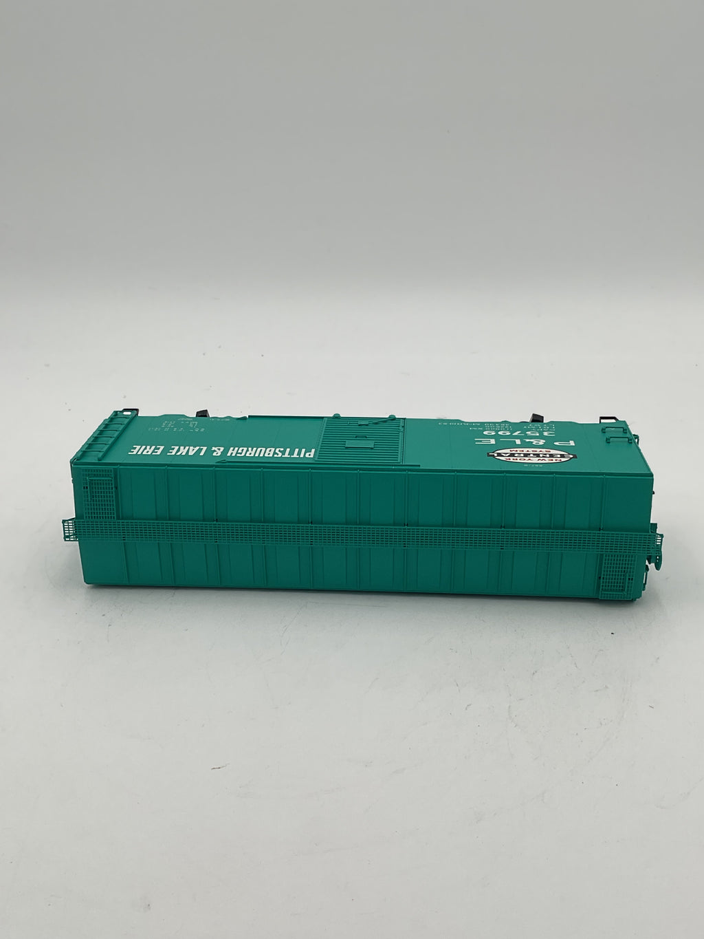 Atlas O 3001809-2 Pittsburgh $ Lake Eire 1937 AAR Box Car Road #35799 [3 Rail]