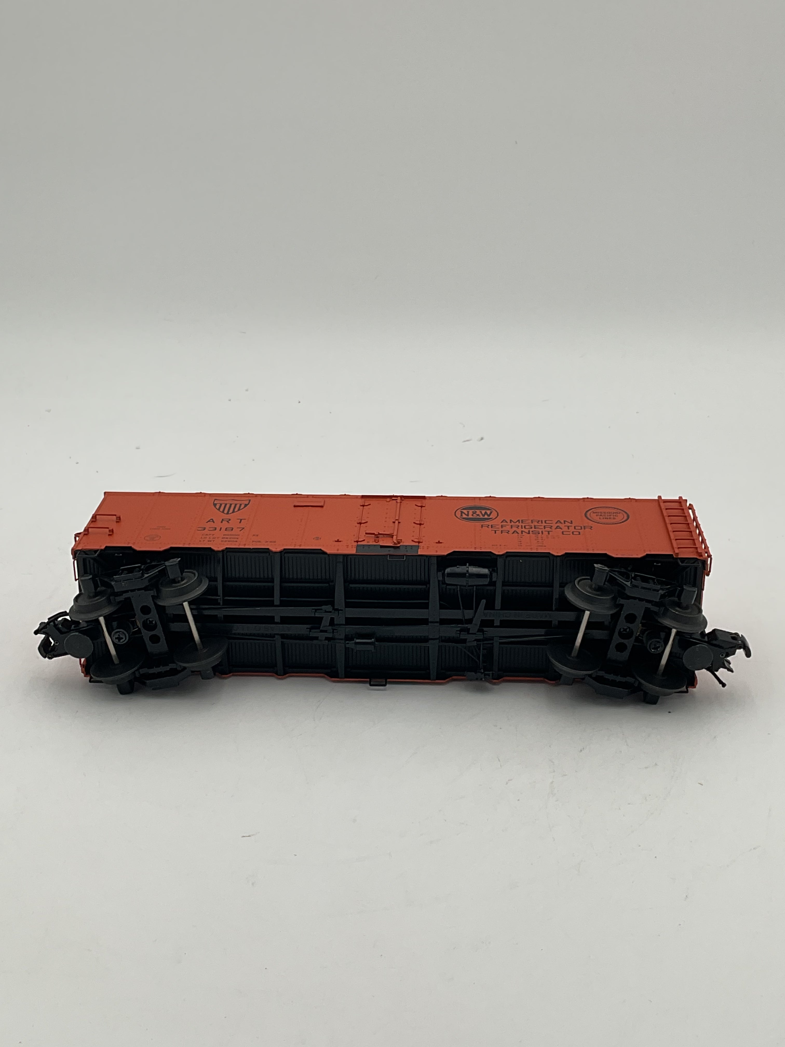 Atlas O 8510-3 40’ Steel Reefer Car ART [Late Scheme] #33187 [3 Rail]