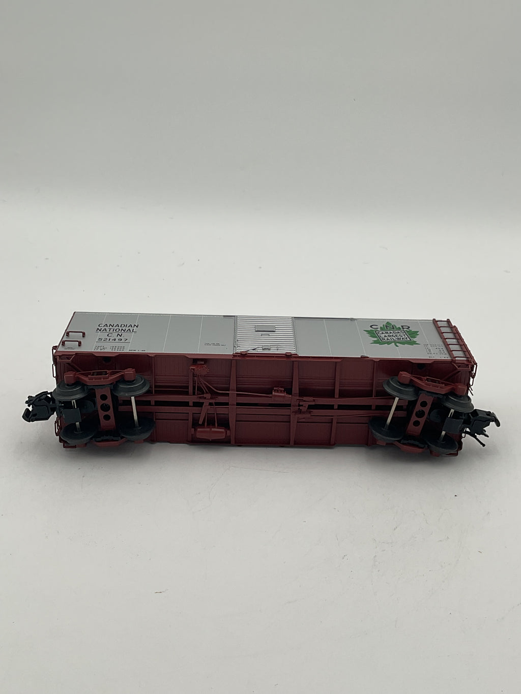 Atlas O 3001821S Canadian National 40’ 1937 AAR Single Door Box Car Road #52197 [3 Rail]
