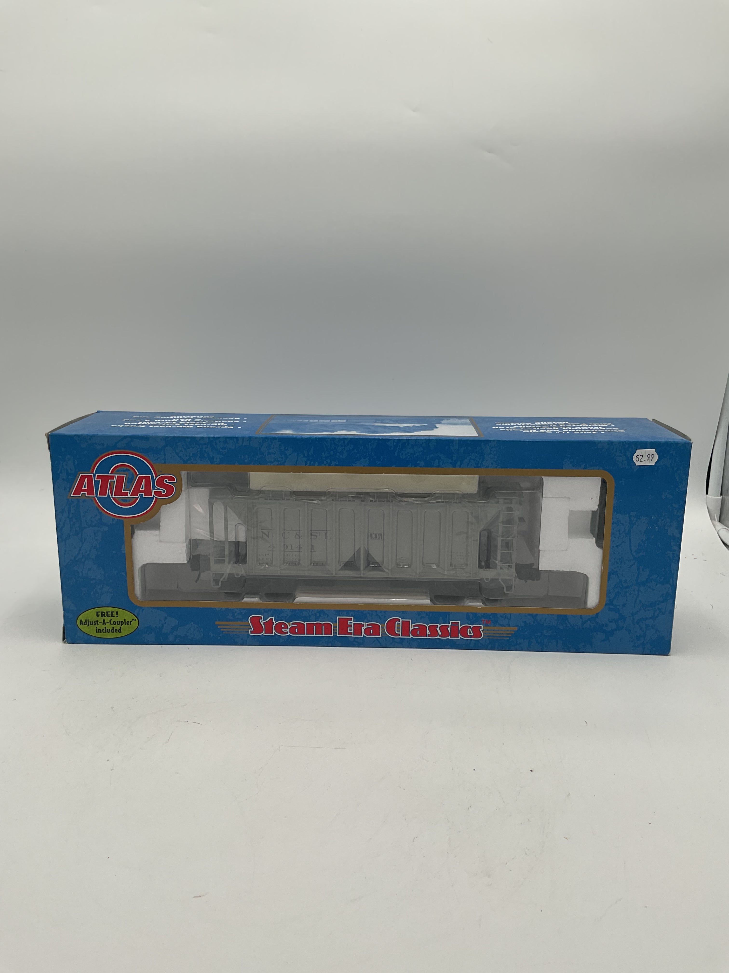 Atlas O 8365-1 ACF 70 Ton Covered Hopper Car NC&St.L #49141 [3 Rail]