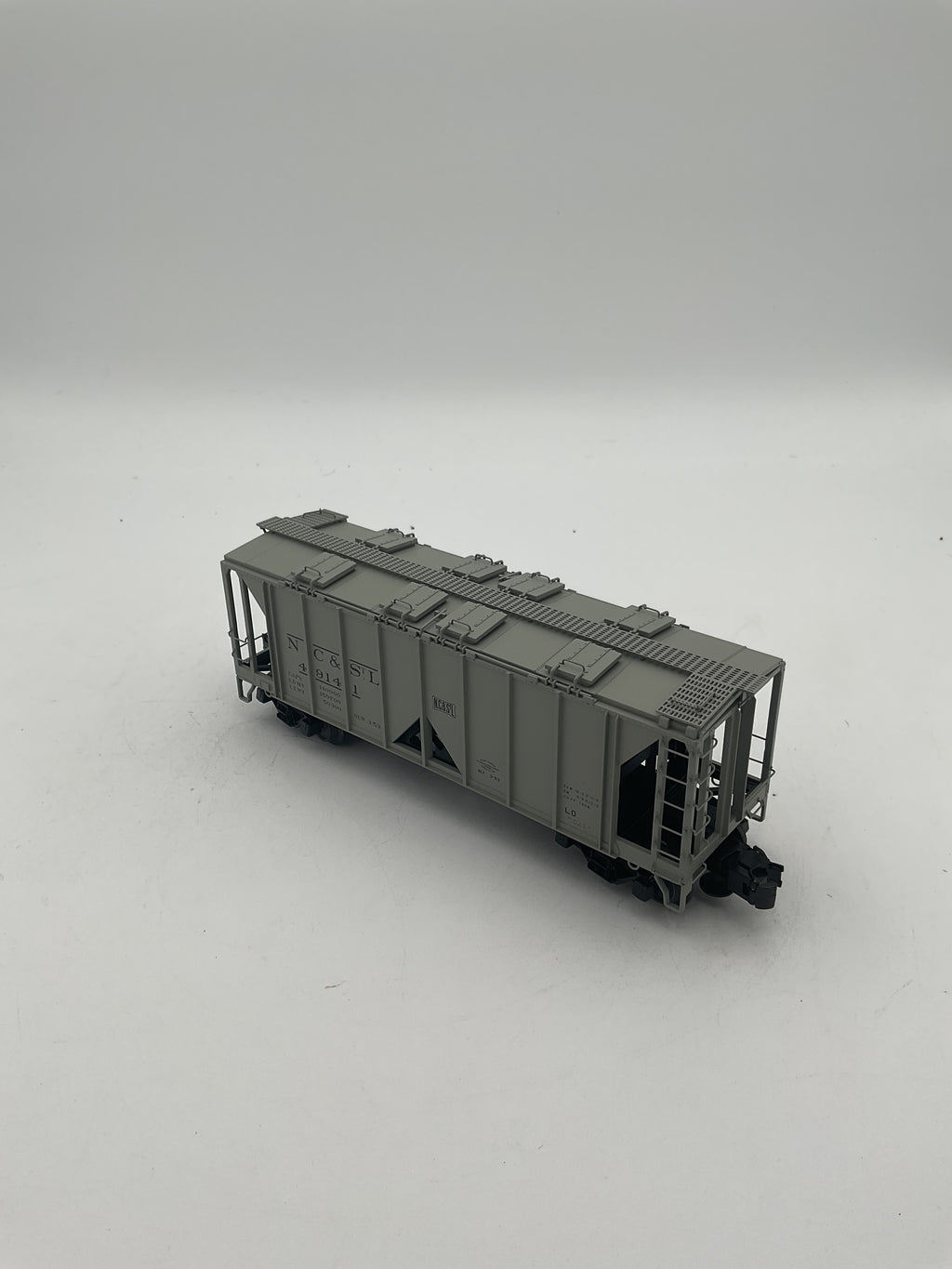 Atlas O 8365-1 ACF 70 Ton Covered Hopper Car NC&St.L #49141 [3 Rail]