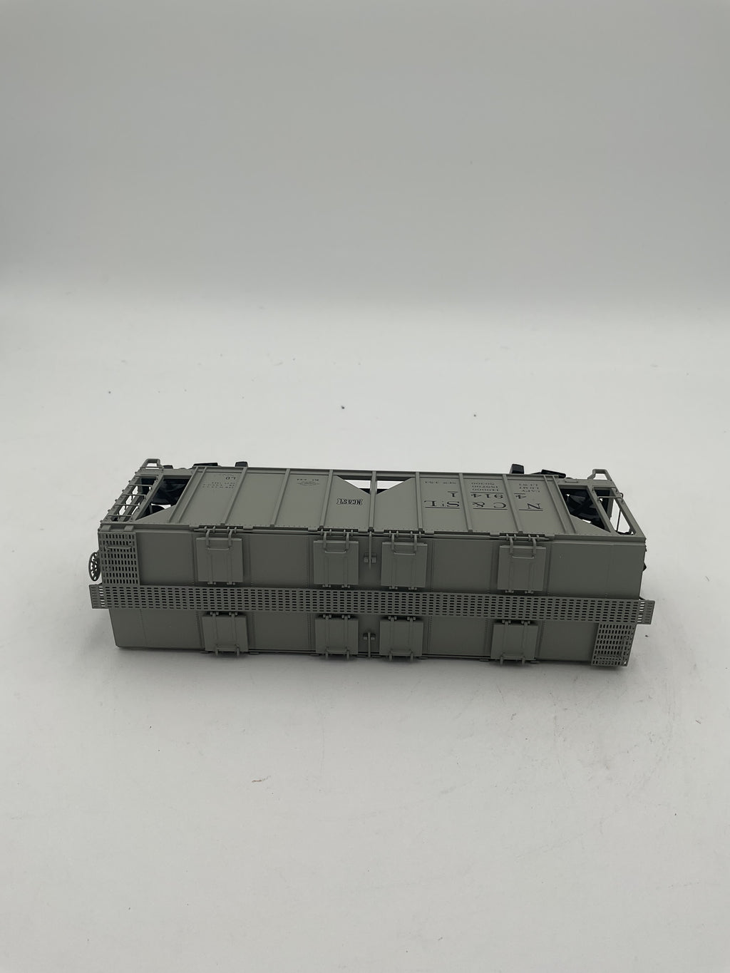Atlas O 8365-1 ACF 70 Ton Covered Hopper Car NC&St.L #49141 [3 Rail]