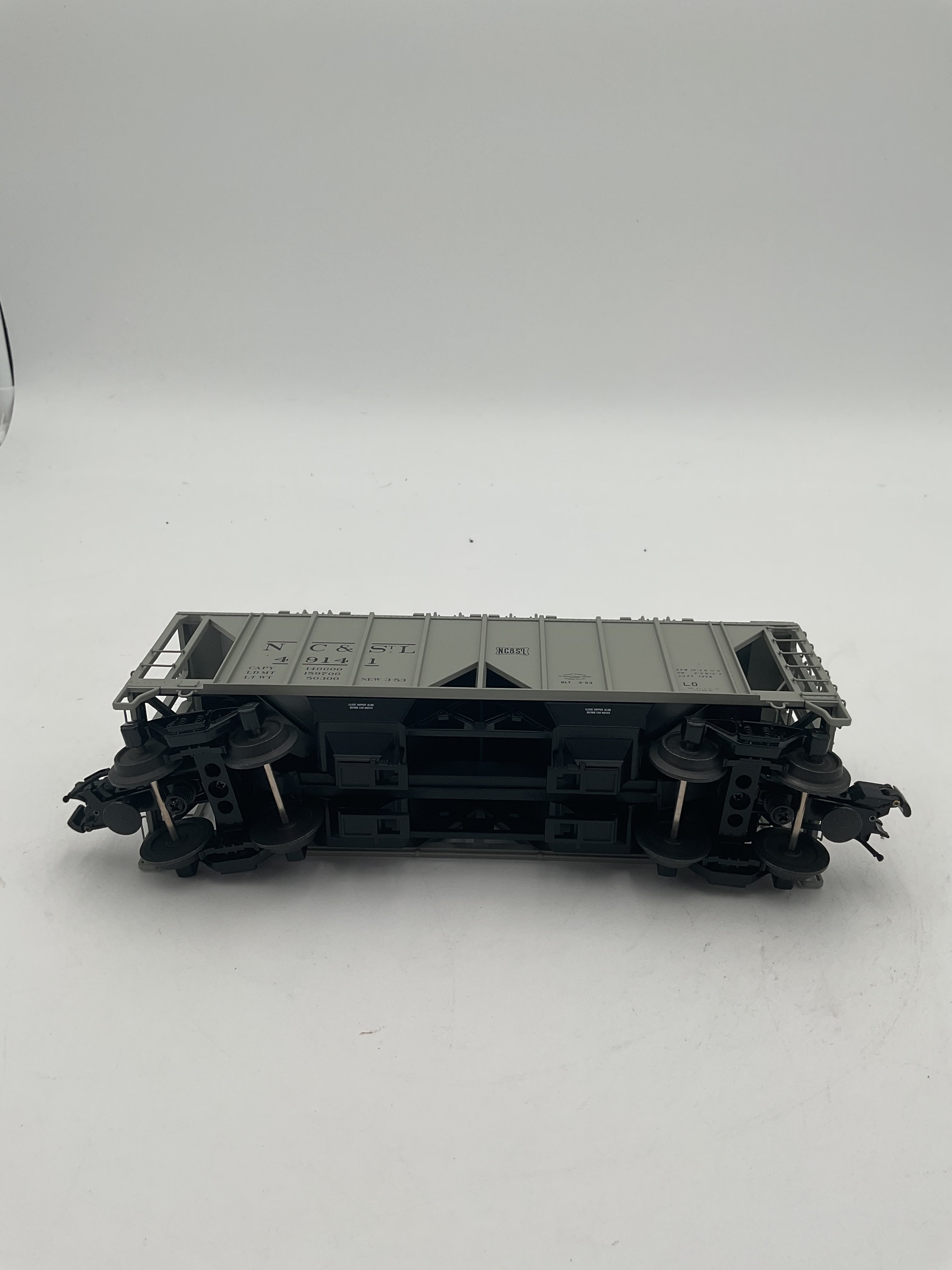 Atlas O 8365-1 ACF 70 Ton Covered Hopper Car NC&St.L #49141 [3 Rail]