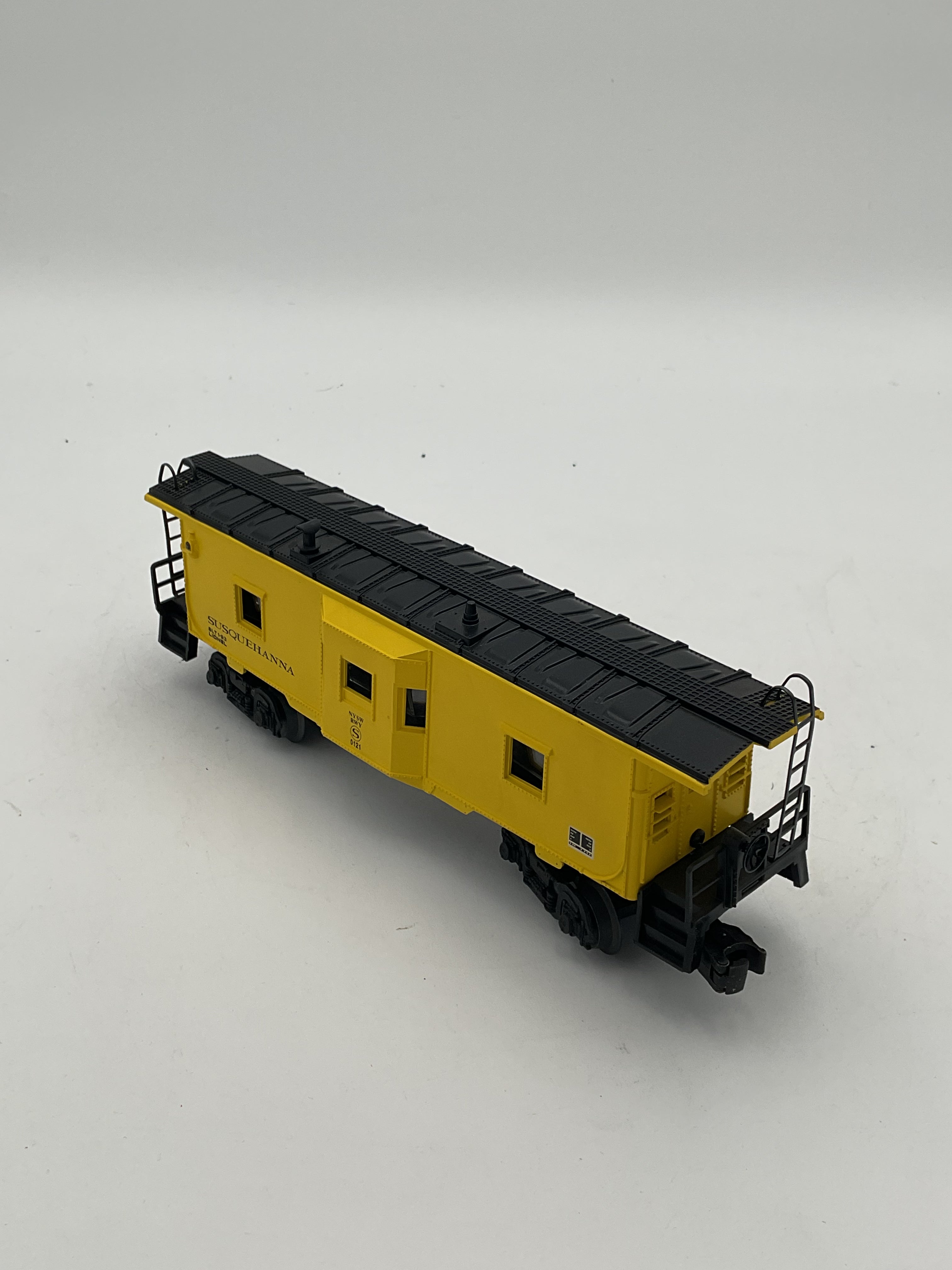 Lionel O 19717 Susquehanna Bay- Window Caboose with Illuminated Interior