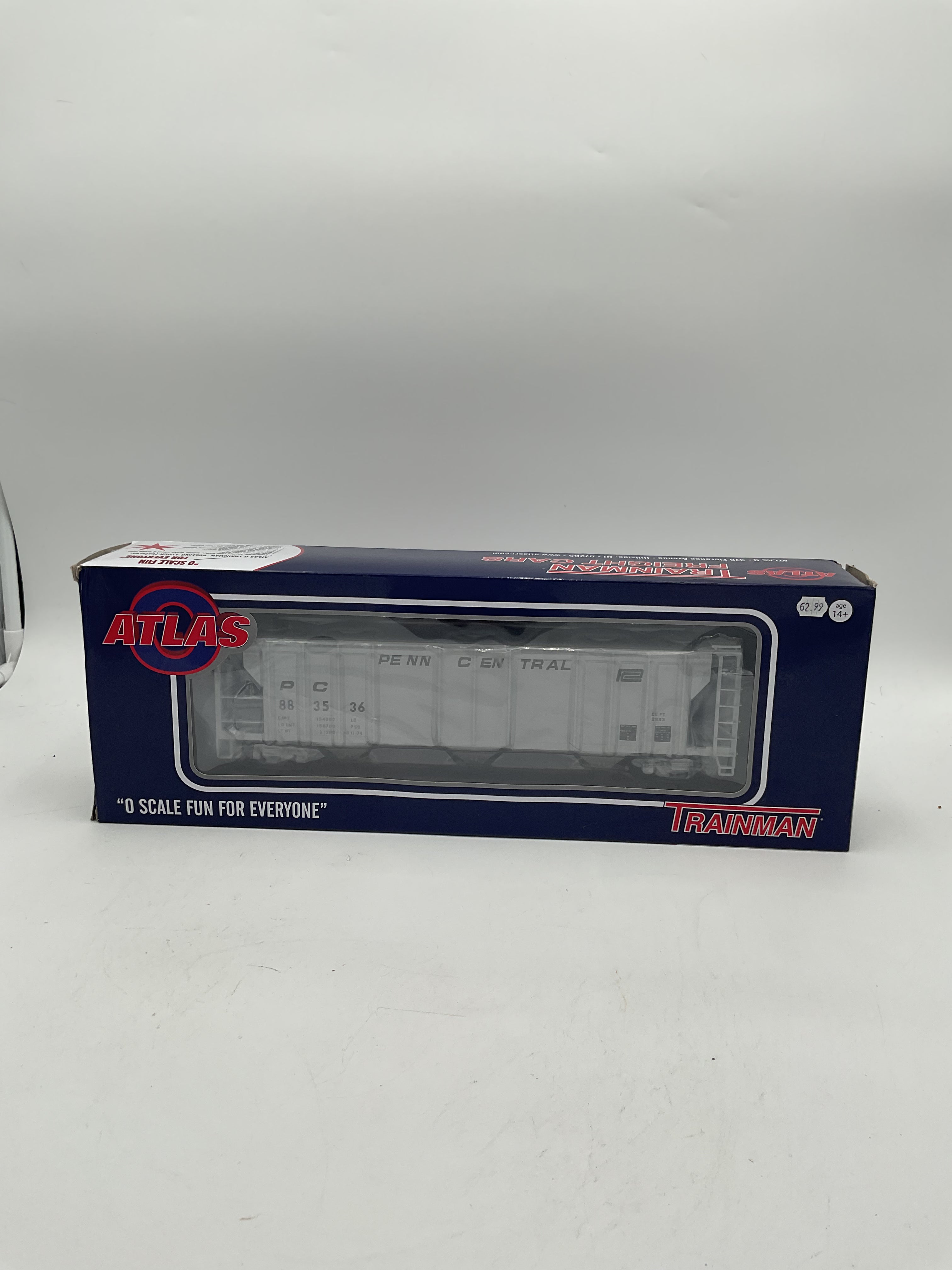 Atlas O 2002517-1 3-Bay PS-2 Covered Hopper Penn Central #883536 [3 Rail]