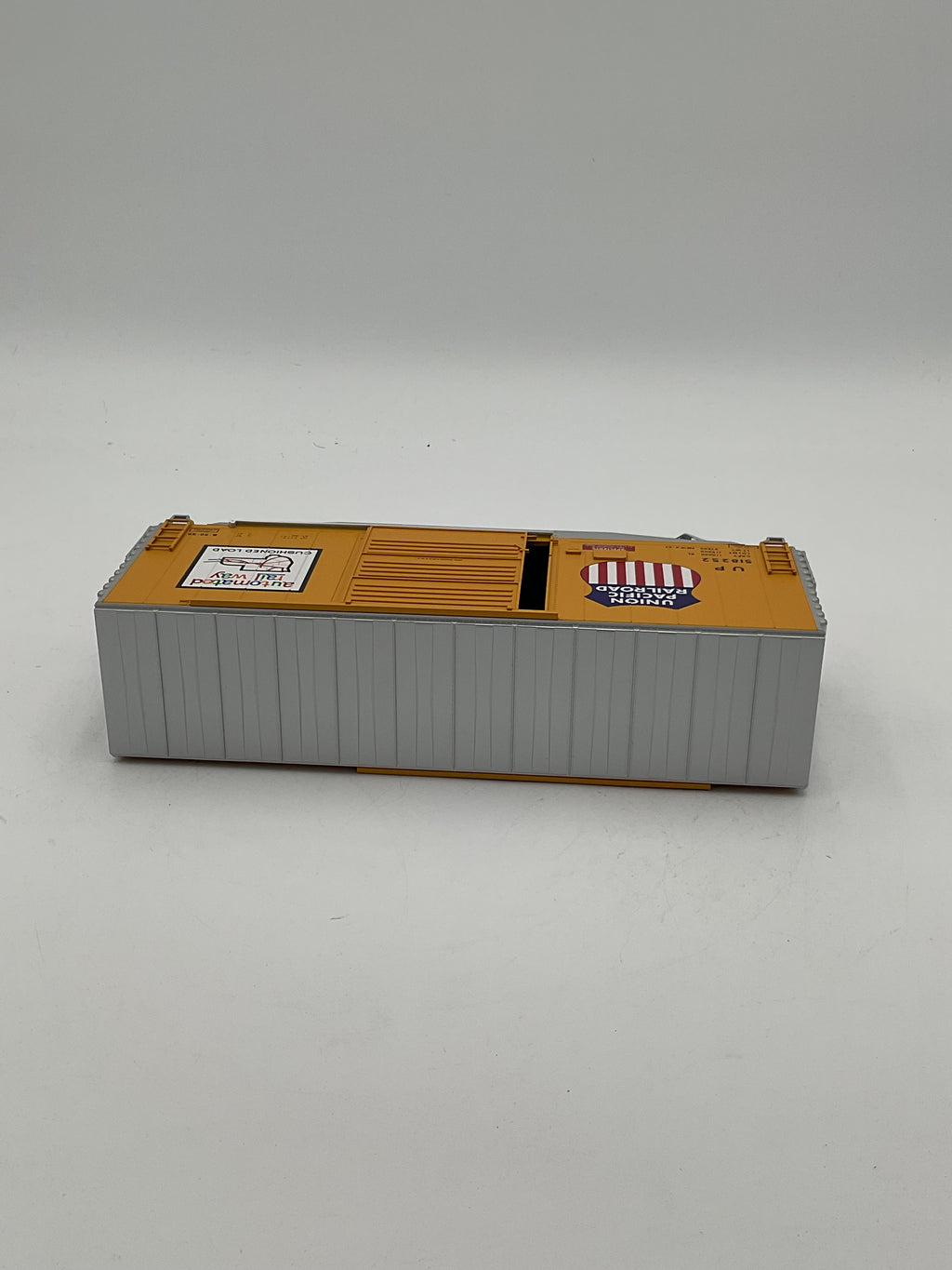 Atlas O Trainman 2001134-1 40’ Hy-Cube Box Car Union Pacific #51852