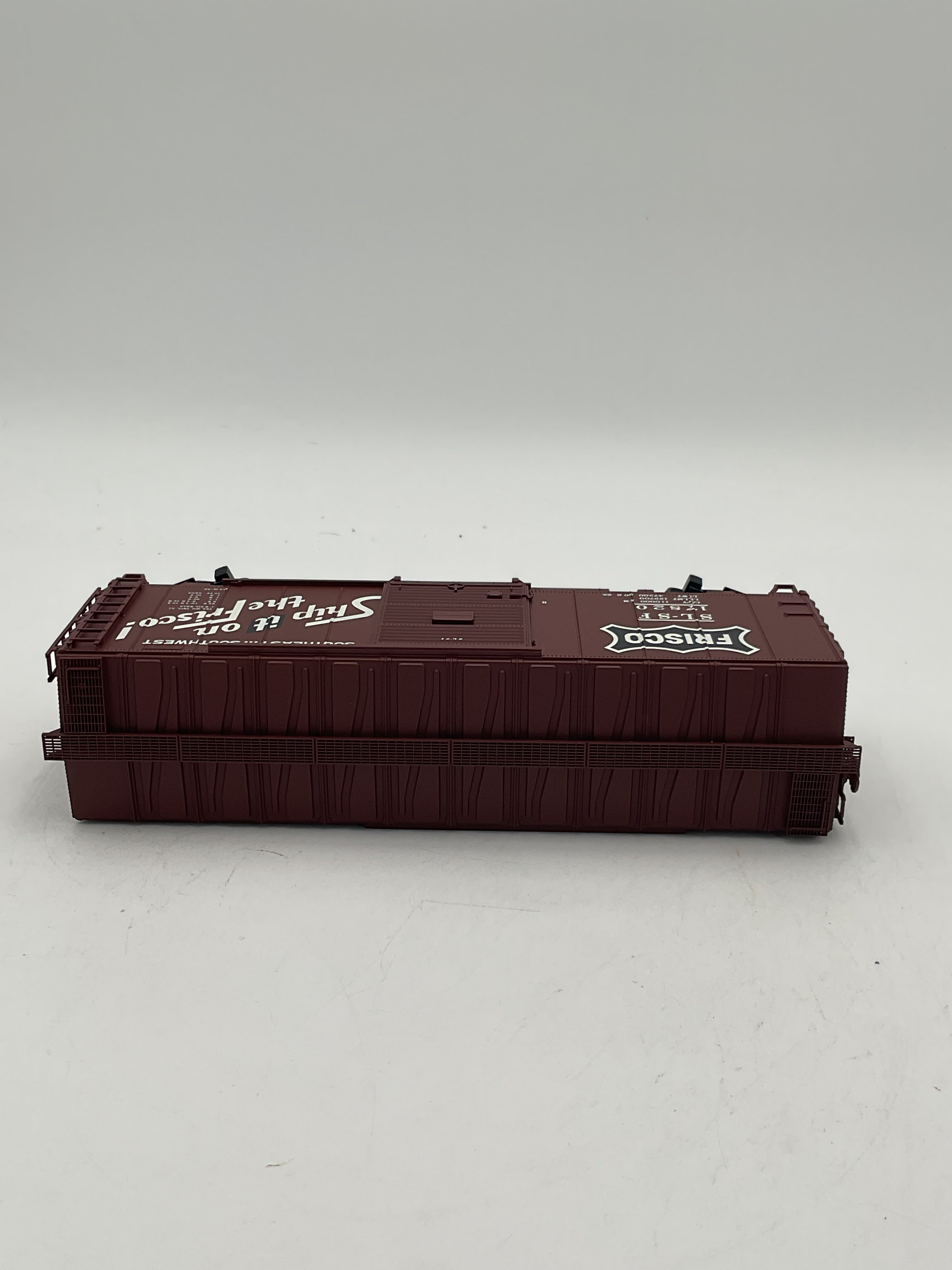Atlas O Trainman 2002202-1 40’ Sliding Door Box Car Frisco #17820 [3 Rail]