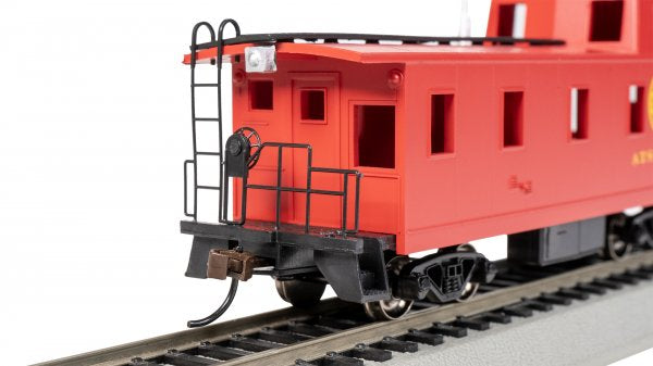 Bachmann HO 14008 STREAMLINED CABOOSE WITH OFFSET CUPOLA - SANTA FE #999628