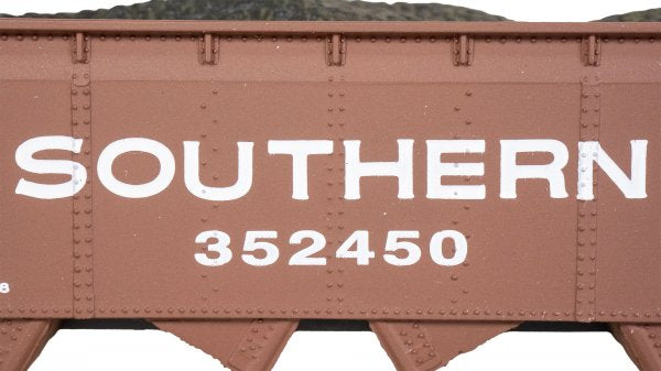Bachmann 17604 40' QUAD HOPPER - SOUTHERN #352450