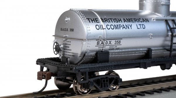 Bachmann HO 17812 40' SINGLE-DOME TANK CAR - BRITISH AMERICAN OIL