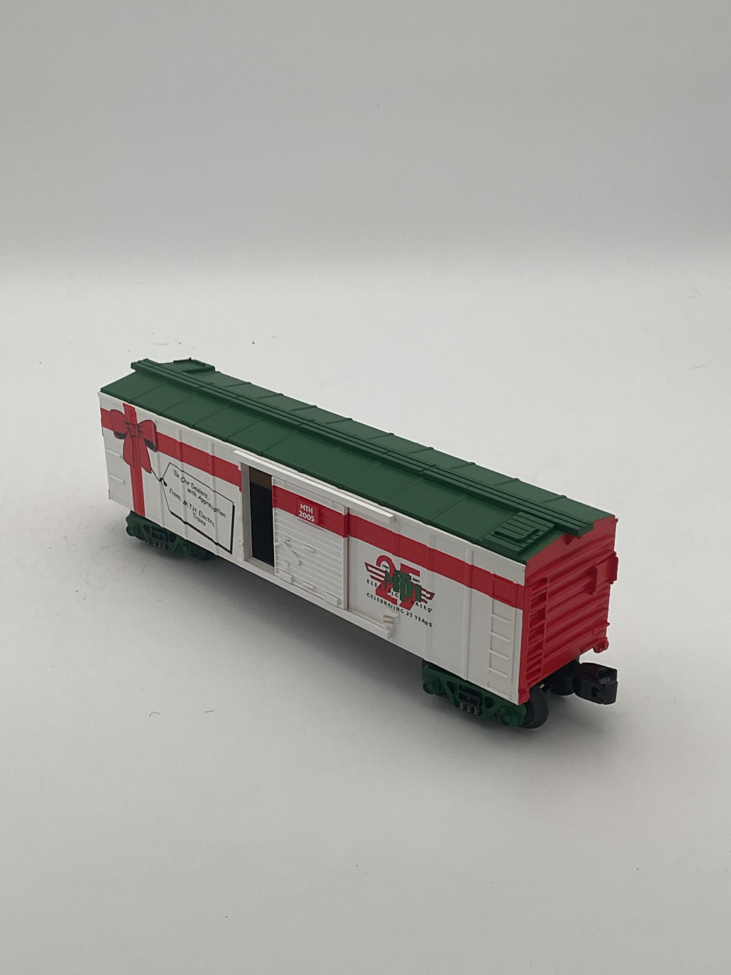 MTH 20-800006F Christmas (DAP 2005) Box Car