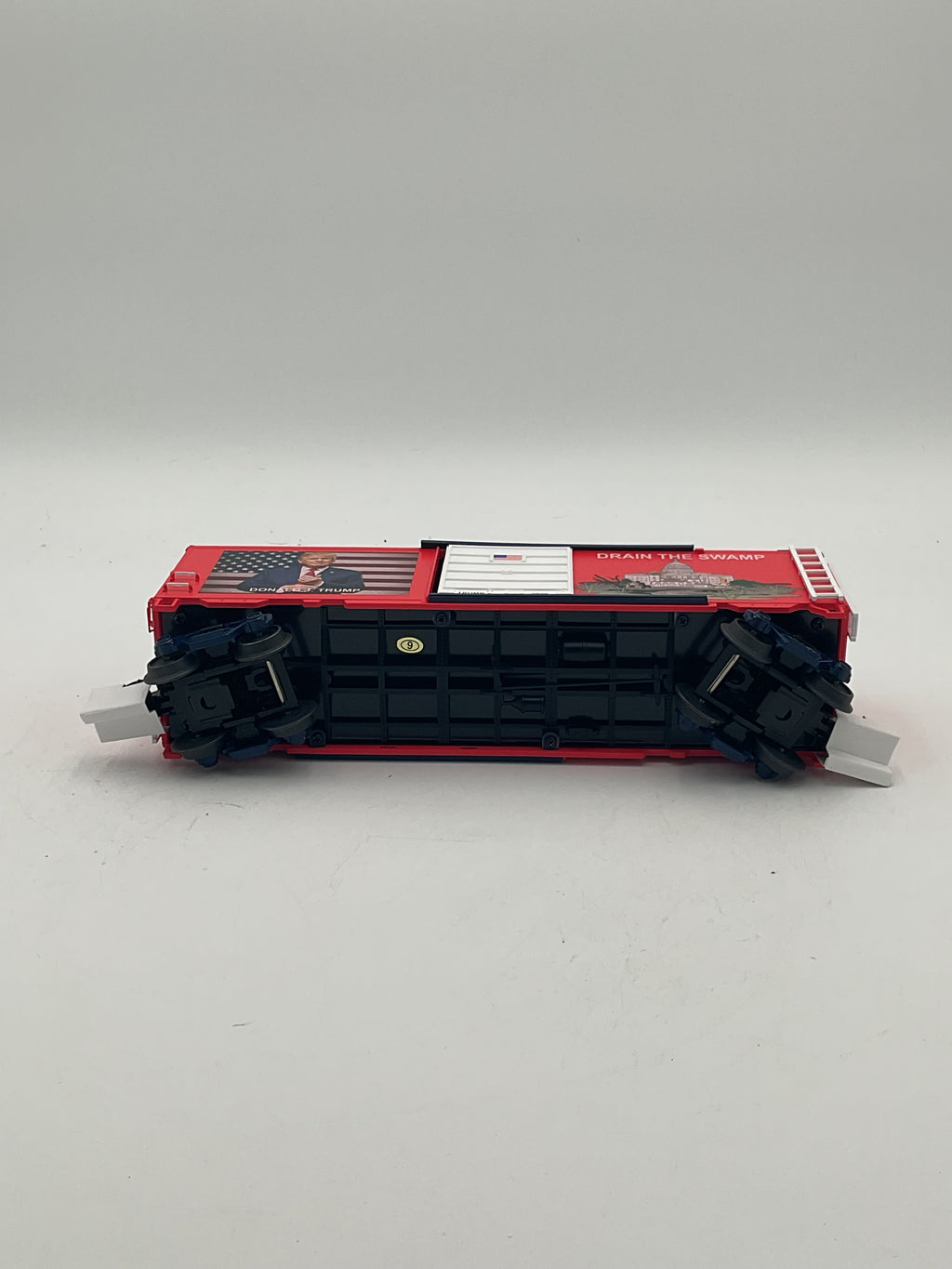MTH 20-93886 Donald Trump "Drain The Swamp" 40' Box Car