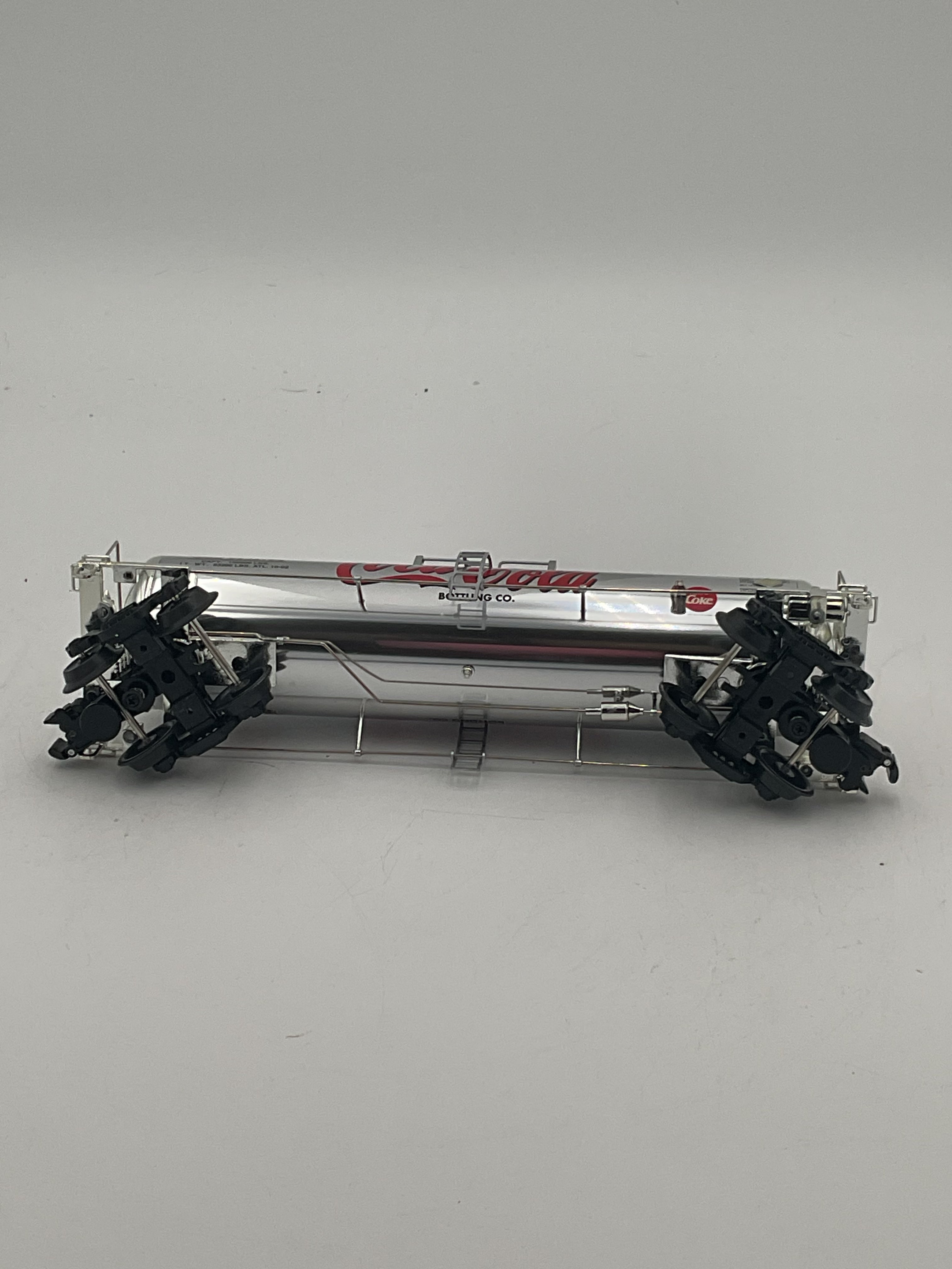 K Line K6341-5102 Coca-Cola brand O Scale Extruded Aluminium Tank Car