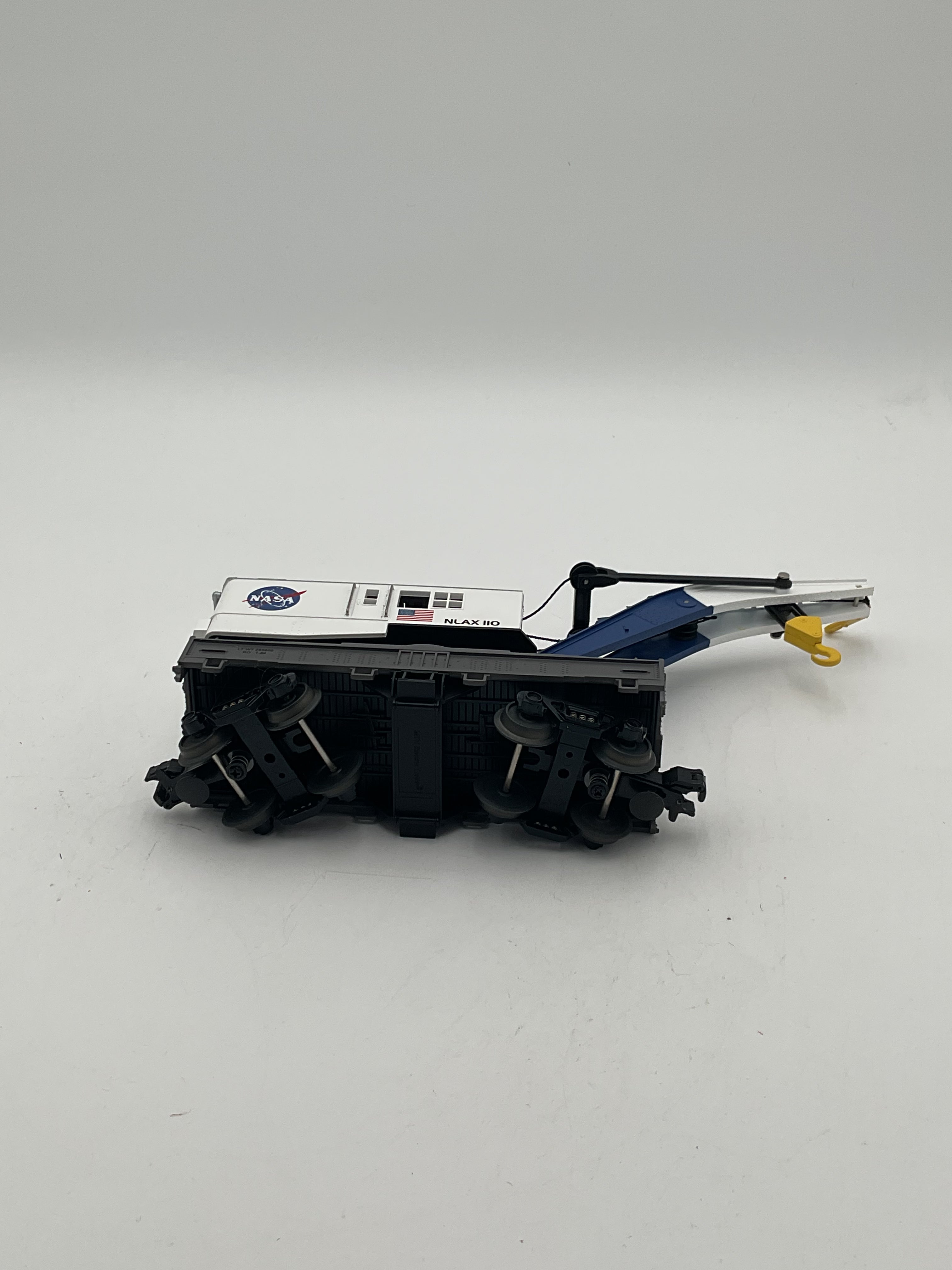 MTH 30-7993 NASA Crane Car
