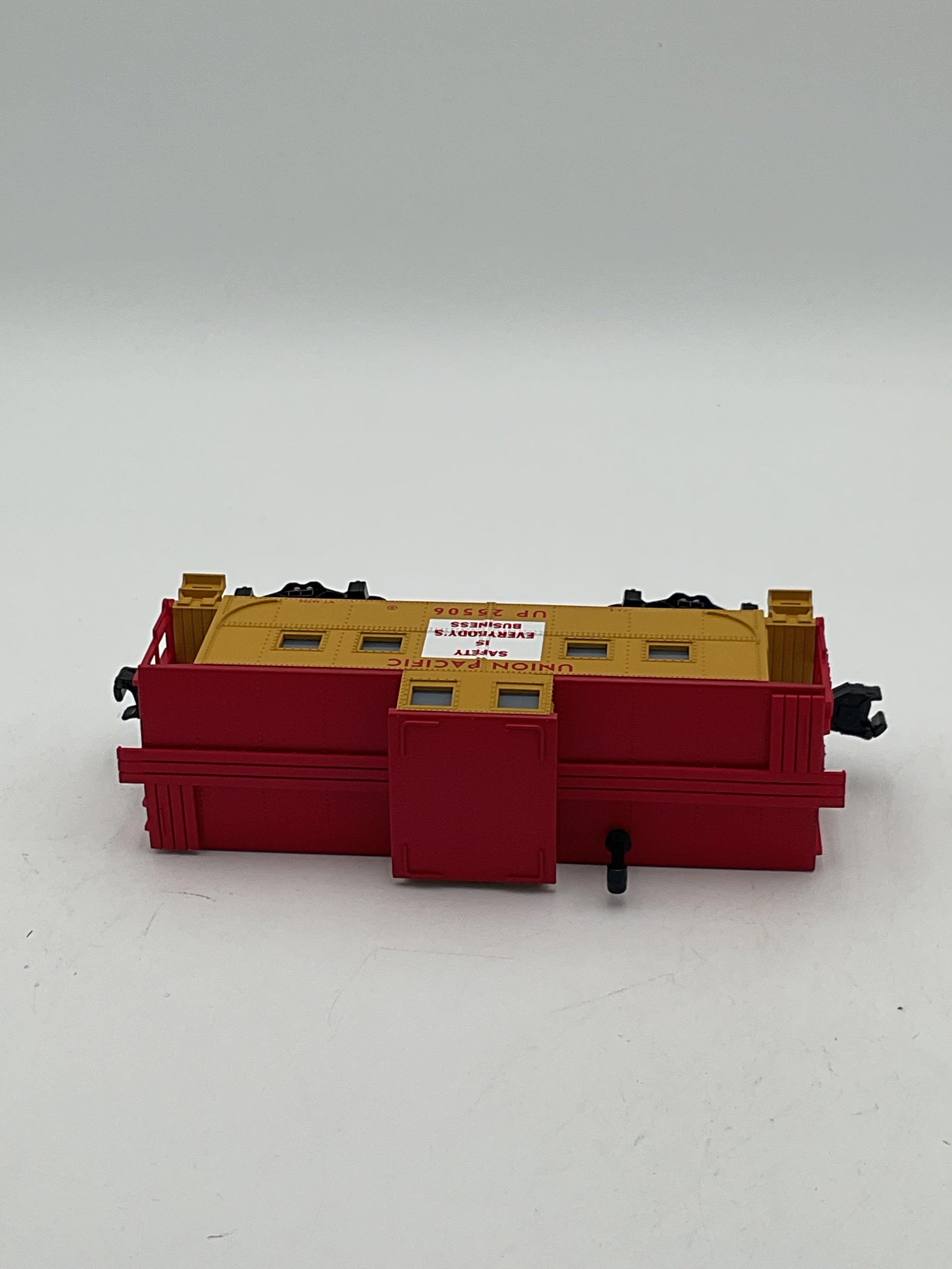 MTH 30-7767 Union Pacific Steel Caboose