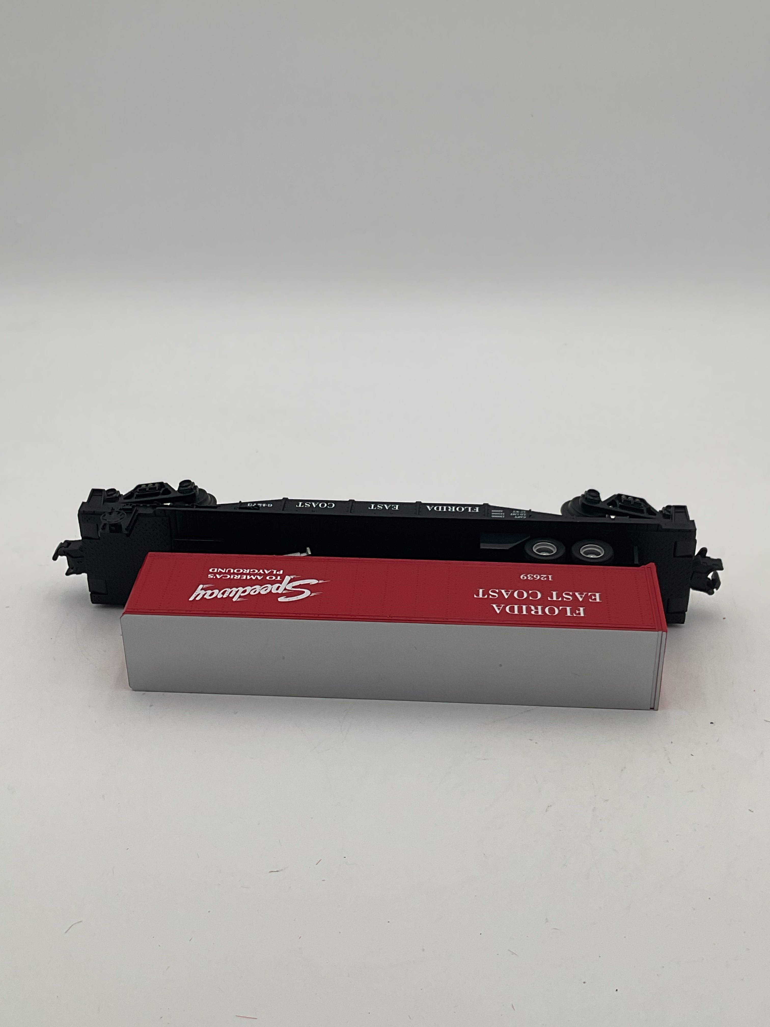 MTH 30-7627 Florida East Coast Flat Car w/ Trailer