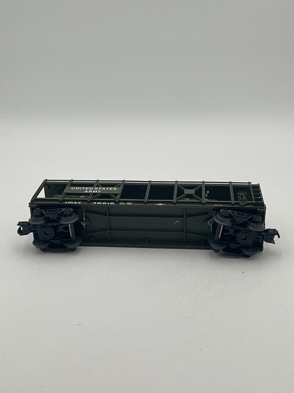 MTH 30-76559 U.S. Army Auto Carrier Flat Car w/(4) Mini Army Trucks