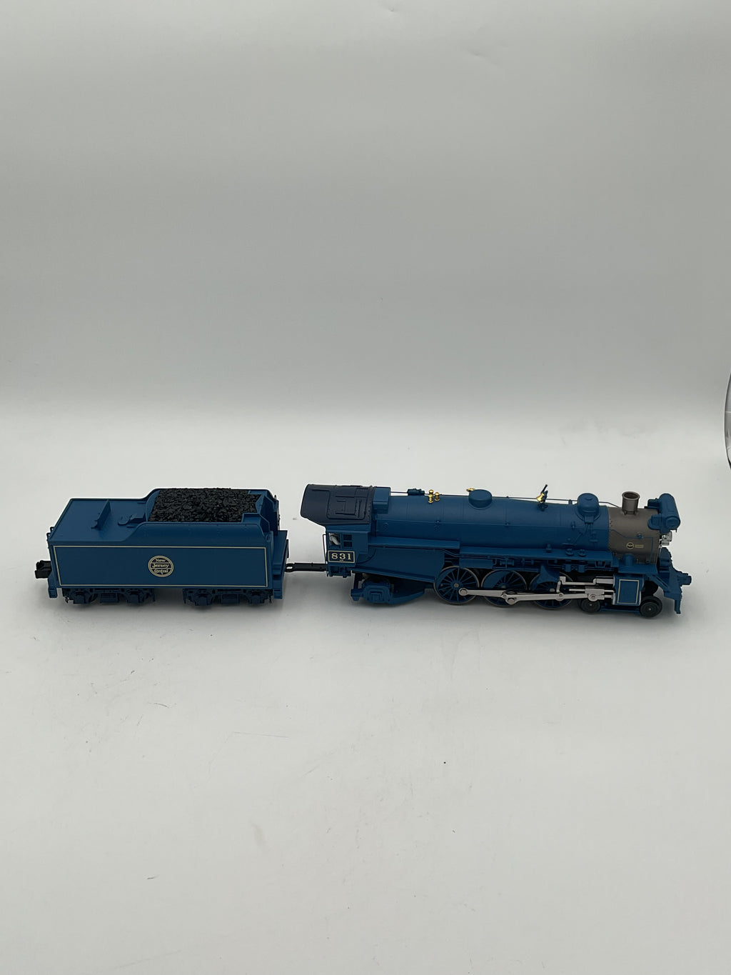MTH 30-1879-1 4-6-2 Imperial P47 Pacific Steam Engine & MTH 30-6901 Jersey Central 4-Car 60' Madison Passenger Set